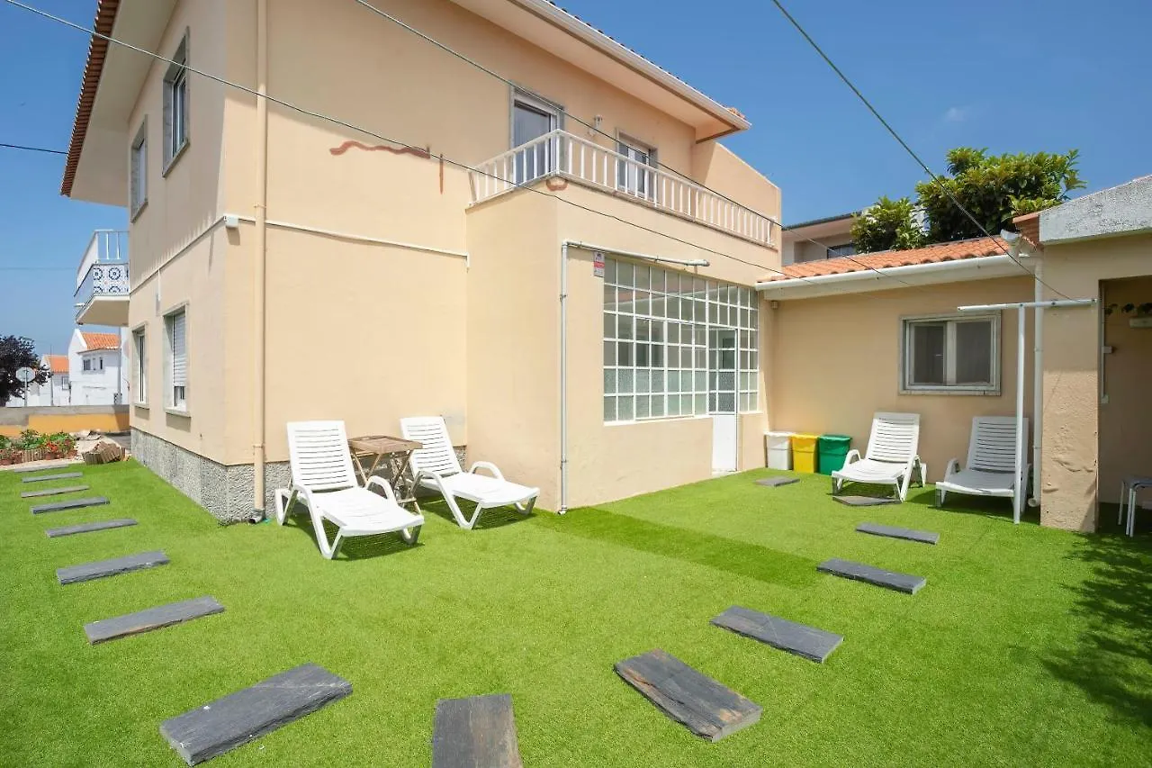Homestay Cascais Alvide Guesthouse